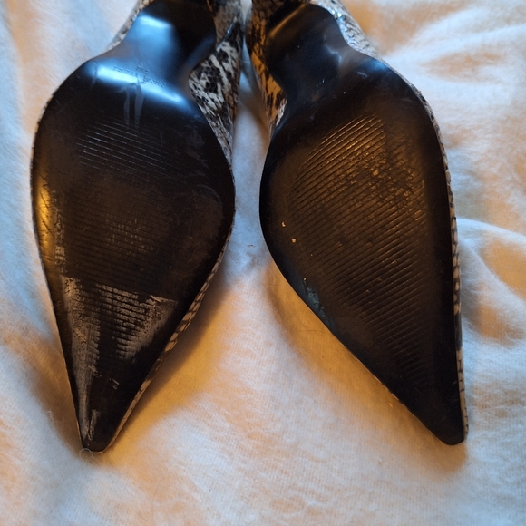 Nine West snakeskin pointy pumps 7 M - Picture 5 of 9